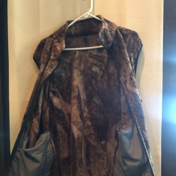 Men's Camo Fleece Vest ~ Size Large - Picture 1 of 4